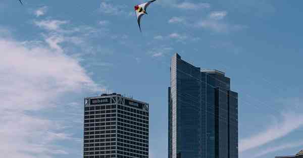 智能取送物机器人 快递取货机器人