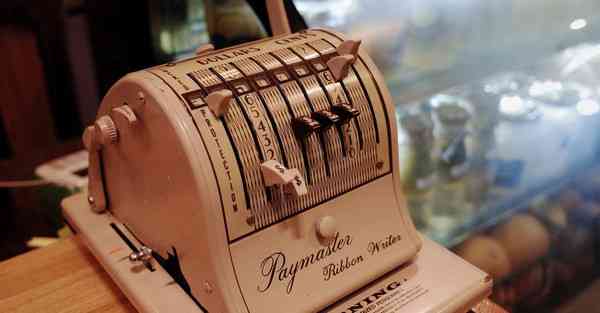 大数据判断数据变化趋势（大数据判断数据变化趋势分析）