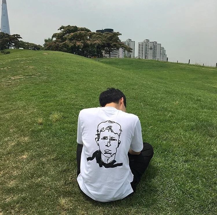 易秀辉月