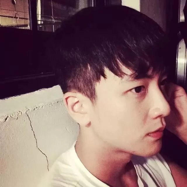 闵烁俊真