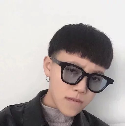 东方菁俊艳