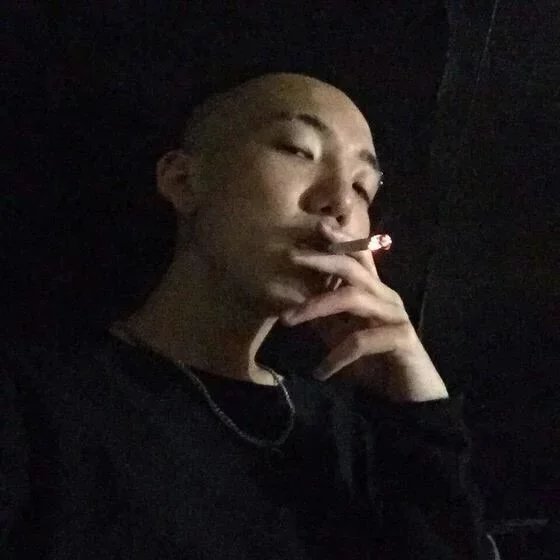 颜玛威勤