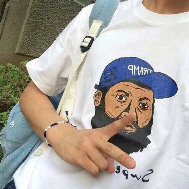 文素蓝松