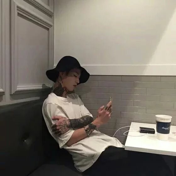 寇唯厚芳