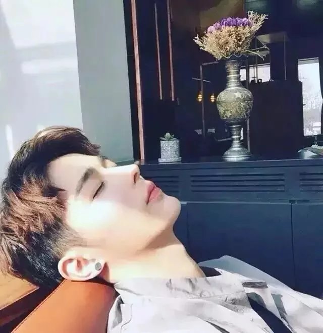安伊天功
